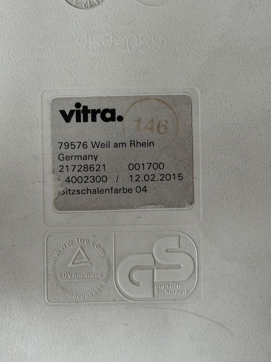 Set di 6 Sedie Vitra Eames DSW (Produzione 2015), Bianco / Acero scuro, Sedie da pranzo, Metallo, Plastica (foto 4 di 6)