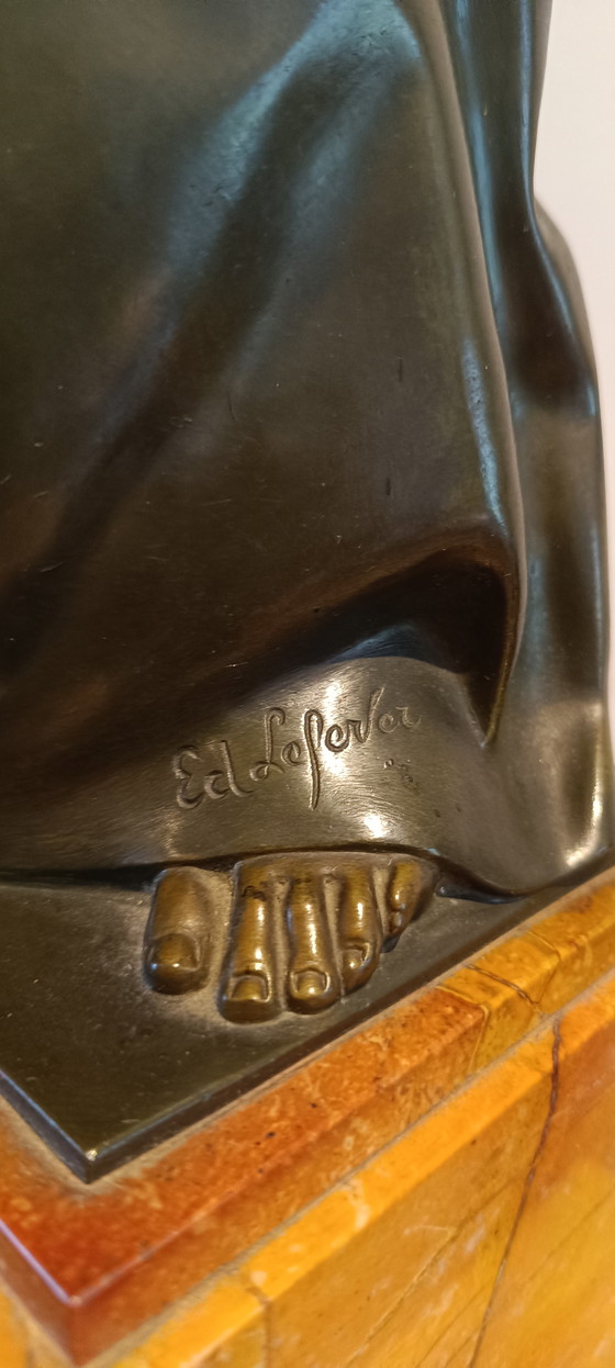 Image 1 of Brons van Edmond Le Fever