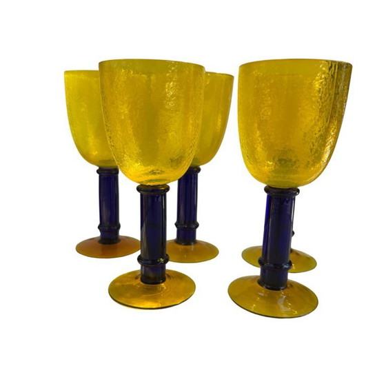 Image 1 of Ensemble de 5 verres Vintage jaune et bleu cobalt - style Memphis - ca. 1980 - Probablement Kosta Boda