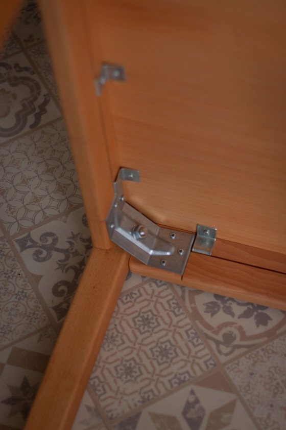 Image 1 of Table de salle à manger en hêtre de conception danoise fabriquée par "Brødrene Andersen", années 1960