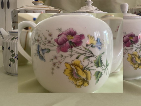 Image 1 of European Heritage Teapot Collection - 5 Pieces - Limoges, Royal Doulton, Richard Ginori