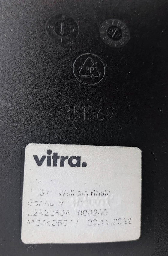Image 1 of 2x Vitra Eames DSW Stuhl