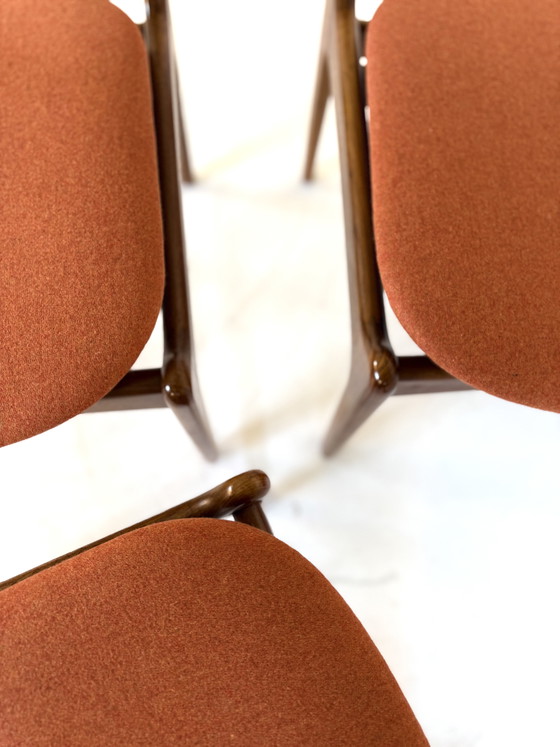Image 1 of Set van 4 gerestaureerde eetkamerstoelen, Erik Buch ‘70