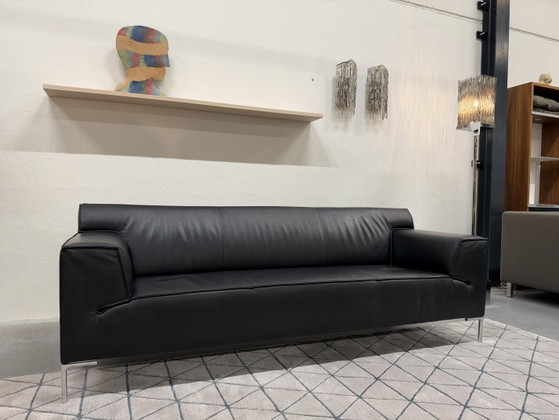 Design on Stock Bloq 3-Sitzer schwarzes Leder, 3-5 Sitzer Sofas (Foto 4 von 9)