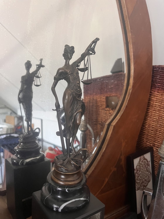 Image 1 of Justitia-Bronzeskulpturen