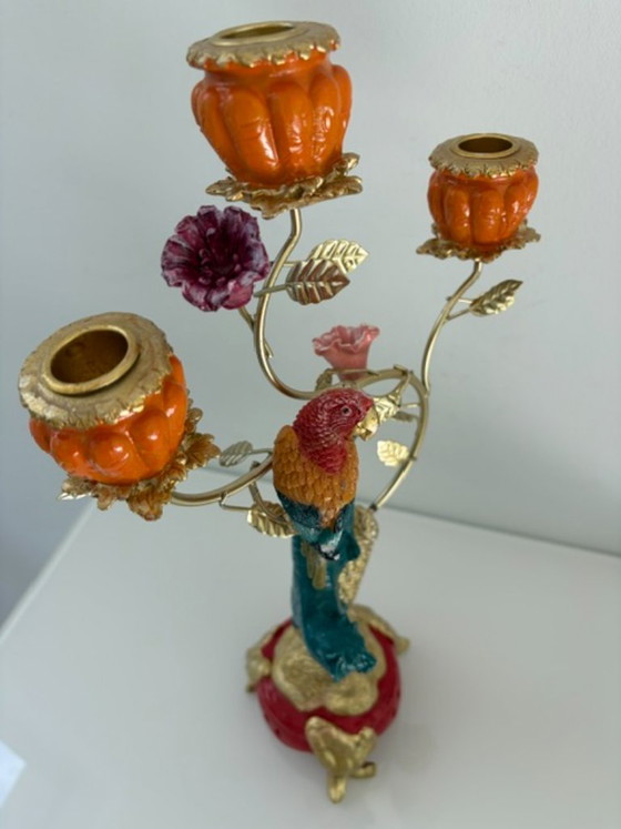 Candelabro ecléctico con tigre y loro – Portavelas, Plastic, Metal (photo 7 of 15)