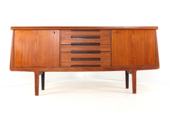 Image 1 of Brødrene Sörheim Møbelfabrikk AS sideboard dressoir kast vintage