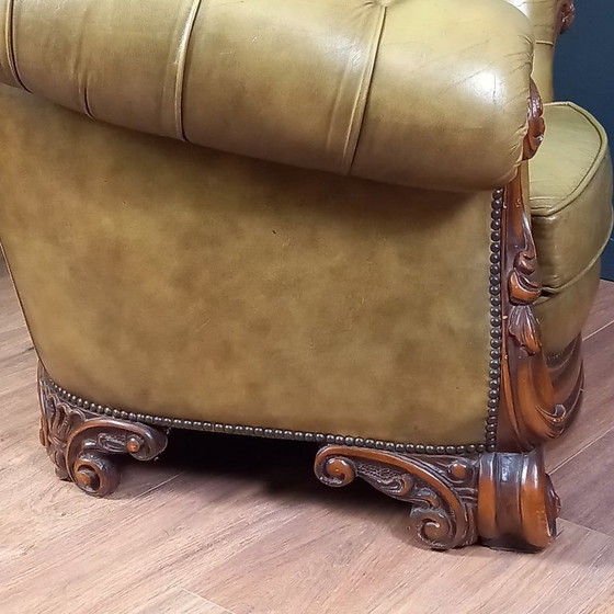 Image 1 of Poltrona club Chesterfield in stile barocco