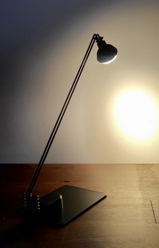 Image 1 of Lampada da tavolo o da scrivania HEMA minimalista