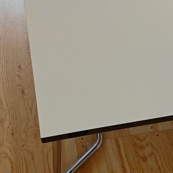 Image 1 of Vintage extendable dining table white