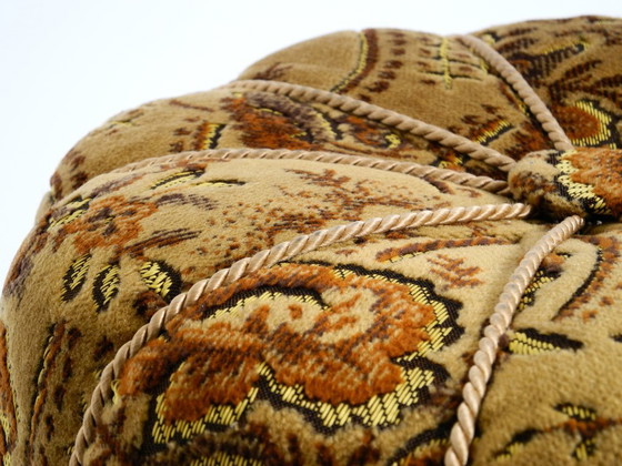 Image 1 of Originaler Pouf-Hocker von Jindrich Halabala aus dem Jahr 1958 – Hergestellt in Tschechien