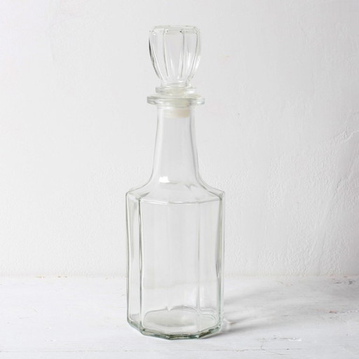 Vintage Italian Clear Glass Decanter / Marked “O.R. brevettato” / Mid-Century Patent Design / 1970s – glazen karaffen