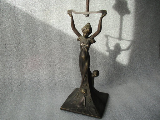 Bronze lamp base, Mother with 2 children, Art Deco style.