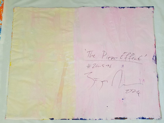 Image 1 of Jürgen Angeler - El efecto piezoeléctrico