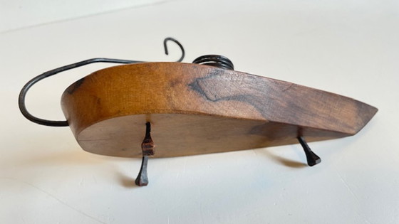 Image 1 of Brutalistische olijfhouten kaarsenhouder vintage