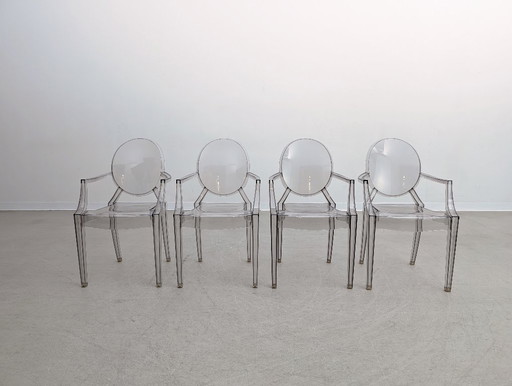 Set van 4 stapelbare stoelen van Kartell Design, model Philippe Starck Ghost.