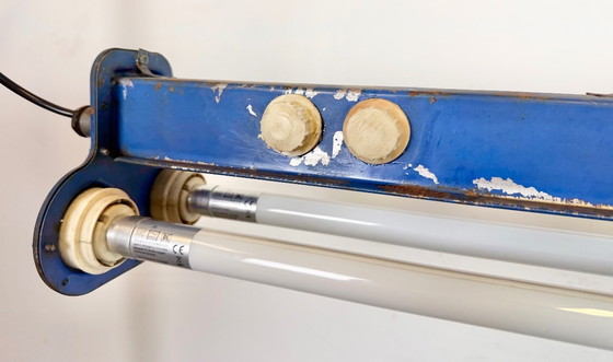 Image 1 of Blauwe industriële hanglamp, jaren 70