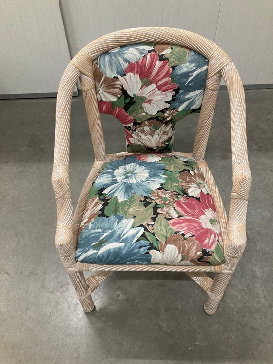 Image 1 of 6 chique Rotan/bamboe eetkamerstoelen, 1980