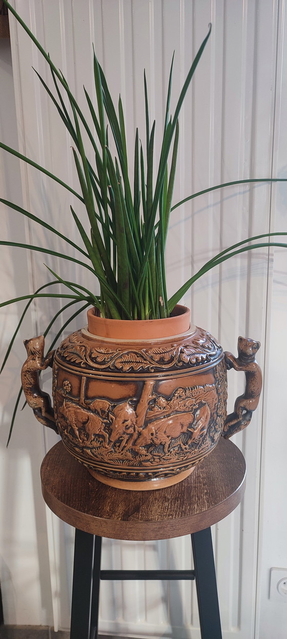 Image 1 of Pot en grès ancien West Germany Original Gerzit Gerz". Scènes de chasse .