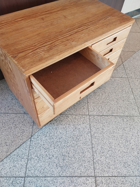 Image 1 of 1 x vintage Ikea IVAR Ladekastje op Wielen anni '80