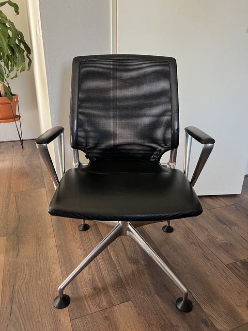 Vitra Meda Stuhl, Leder (2002)