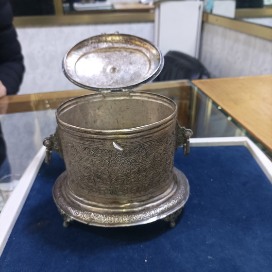 Image 1 of Zeldzaam, met de hand gebeiteld Marokkaans zilveren meesterwerk uit de 19e eeuw (650 g)