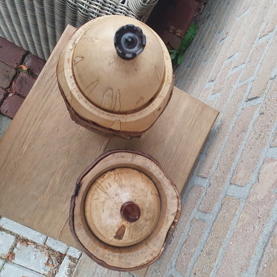 Set di 2 vasi in legno torniti a mano con bordo in corteccia (30 cm e 24 cm) – Oggetti decorativi, Wood (photo 5 of 14)