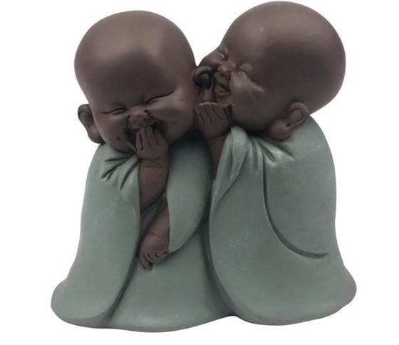 Image 1 of Estatuilla del Monje Susurrante – Amuleto de la Suerte