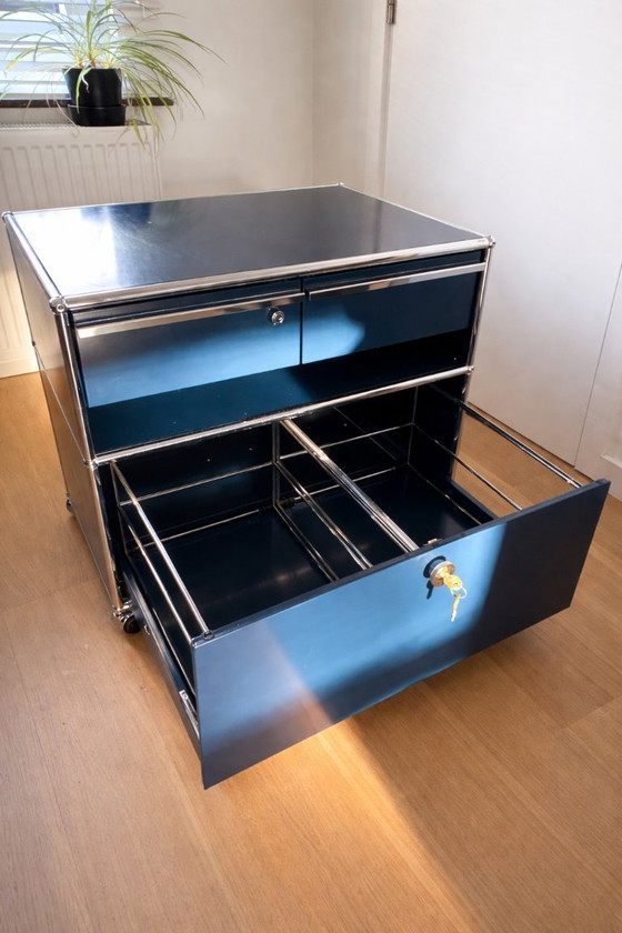USM Haller Sideboard – Metal, Chrome (photo 4 of 5)