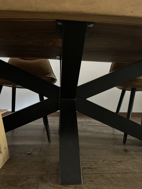 Image 1 of Table tronc d'arbre en bois véritable 295 cm par 90-100cm