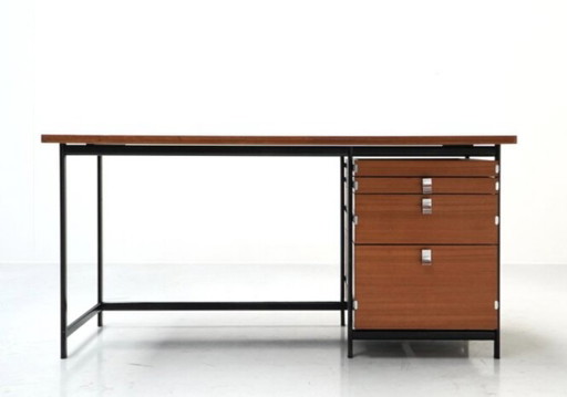 Management Office by Jules WABBES