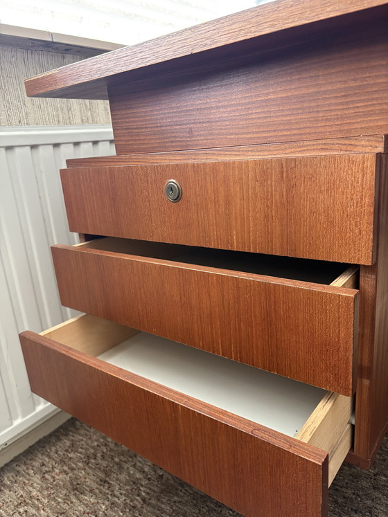 Image 1 of Vintage Simpla Lux teakhouten bureau