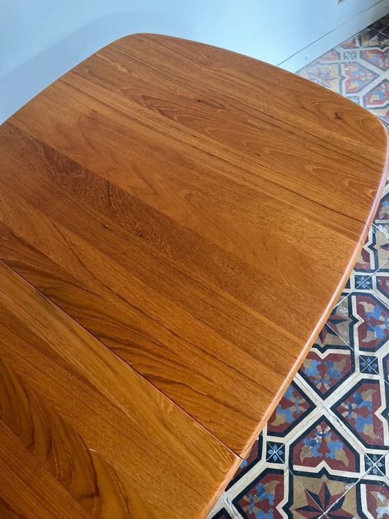 Image 1 of Danish dining table – Dyrlund