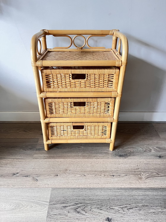 Image 1 of Cassettiera vintage in rattan