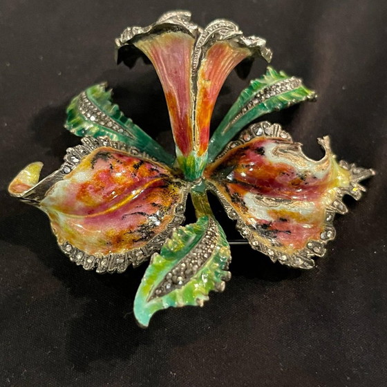Spilla fiore di orchidea o iris smaltata in argento Mid-Century – Oggetti decorativi, Metal, Art Nouveau (photo 8 of 14)