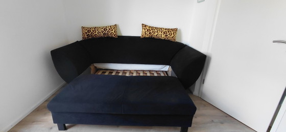 Image 1 of Moderne design slaapbank in zwart met lattenbodem