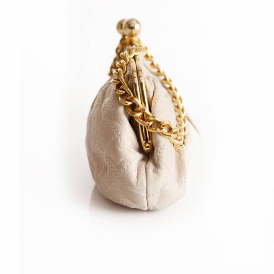 Image 1 of Daslu, pochette portafoglio in pelle trapuntata beige