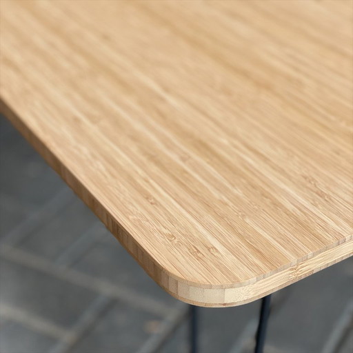 Table basse en bambou