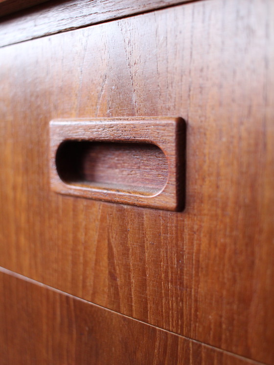 Image 1 of Vintage Deens vrijstaand bureau in teak