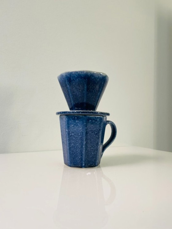 Image 1 of Mug scandinave en céramique avec filtre à café – émail bleu