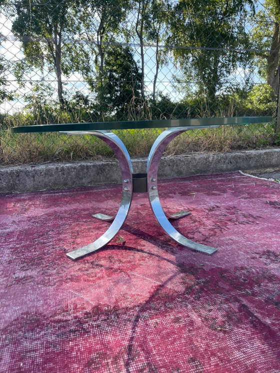 Image 1 of Round coffee table
