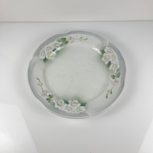 Art Nouveau round platter KG Lunéville, "Apple Tree" model, 1900-1930