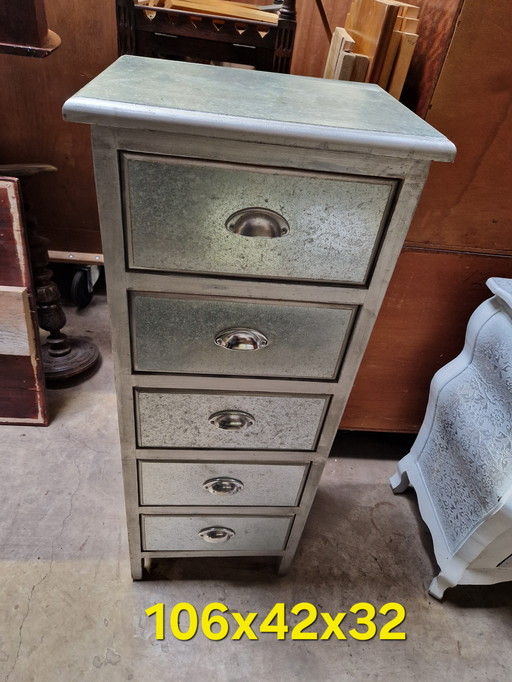 Cassettiera color argento