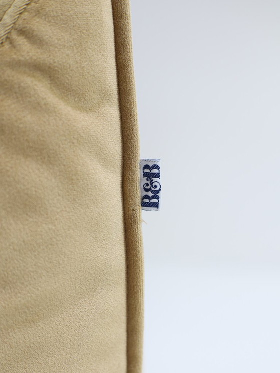 Image 1 of Le Bambole 2-seater sofa B&B Italia velvet yellow 1978