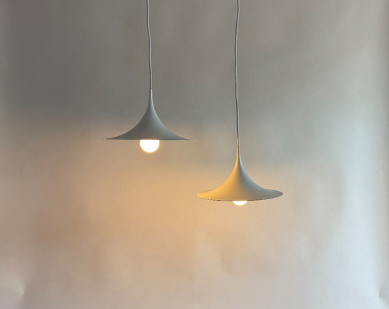 Image 1 of 2 lámparas colgantes con forma de sombrero de bruja de Fog and Morup