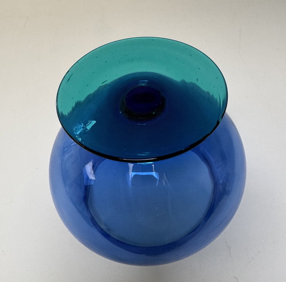 Image 1 of Bonbonnière en verre bleu Empoli vintage | Conception italienne