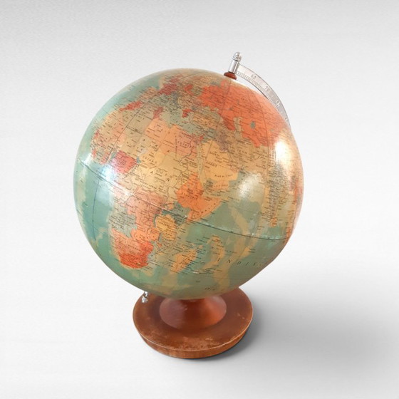 Image 1 of Globe vintage Räth en papier mâché, RDA 1975, H45D35