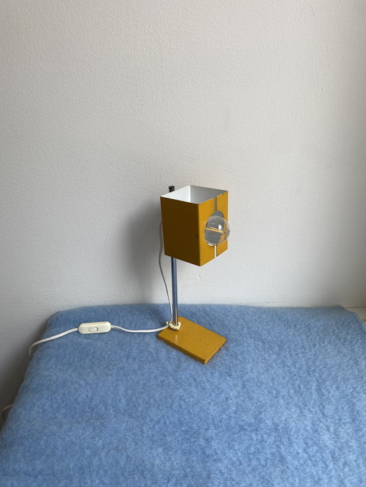 Lampe de bureau vintage / space age jaune ocre