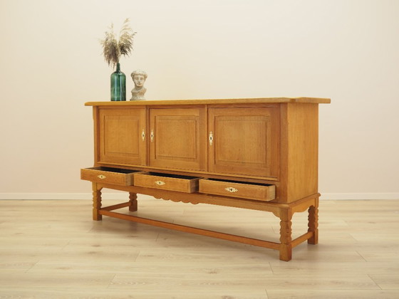 Credenza in rovere di Henning Kjærnulf, design danese moderno degli anni '60 – Credenze, Wood (photo 5 of 17)