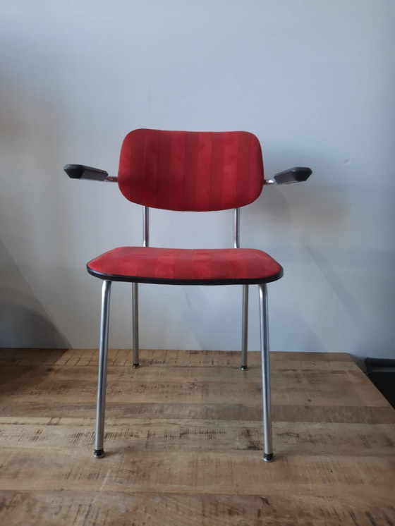 Image 1 of 1x Gispen 1235 stoel, rood gestoffeerd